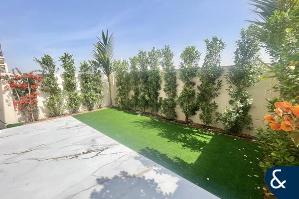 3 Bed | Landscaped | Opposite Lagoon | Vacant